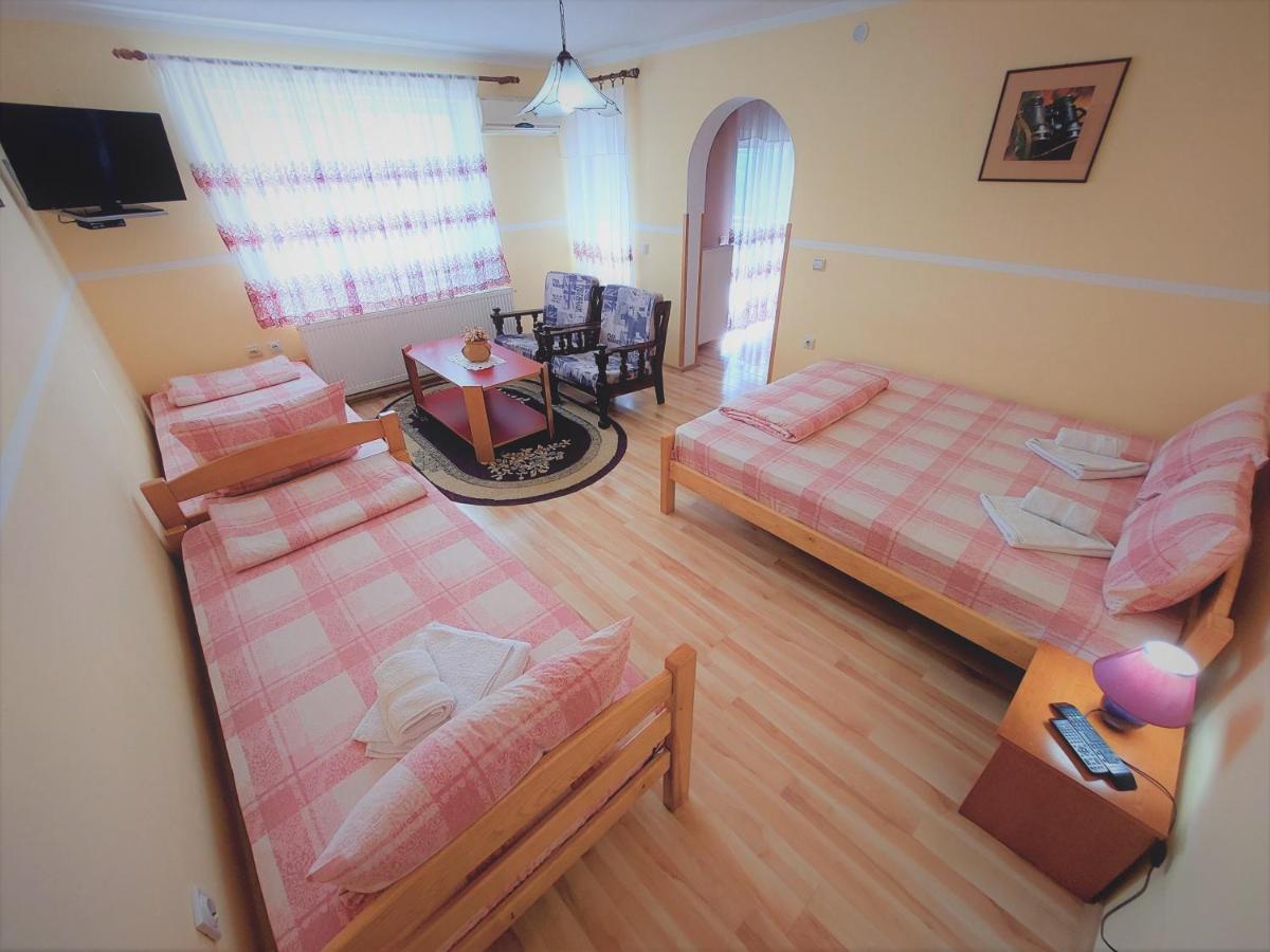 Apartments Nikolic Soko Banja Exterior foto